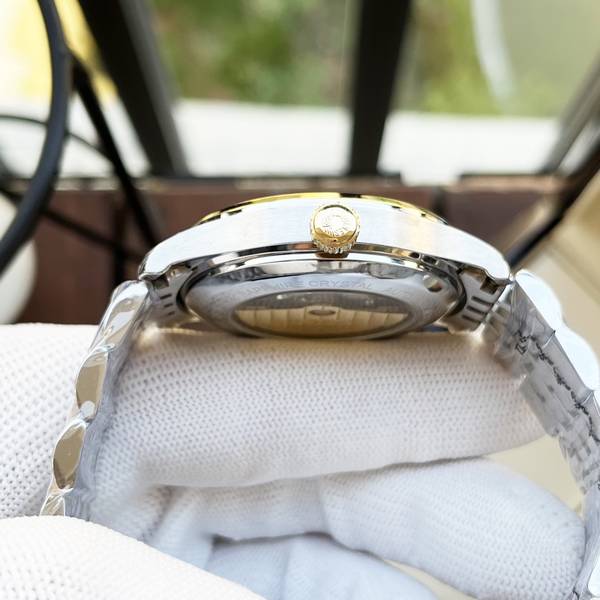 Louis Vuitton Watch LVW00034-1 Louis Vuitton Watch LVW00034-1